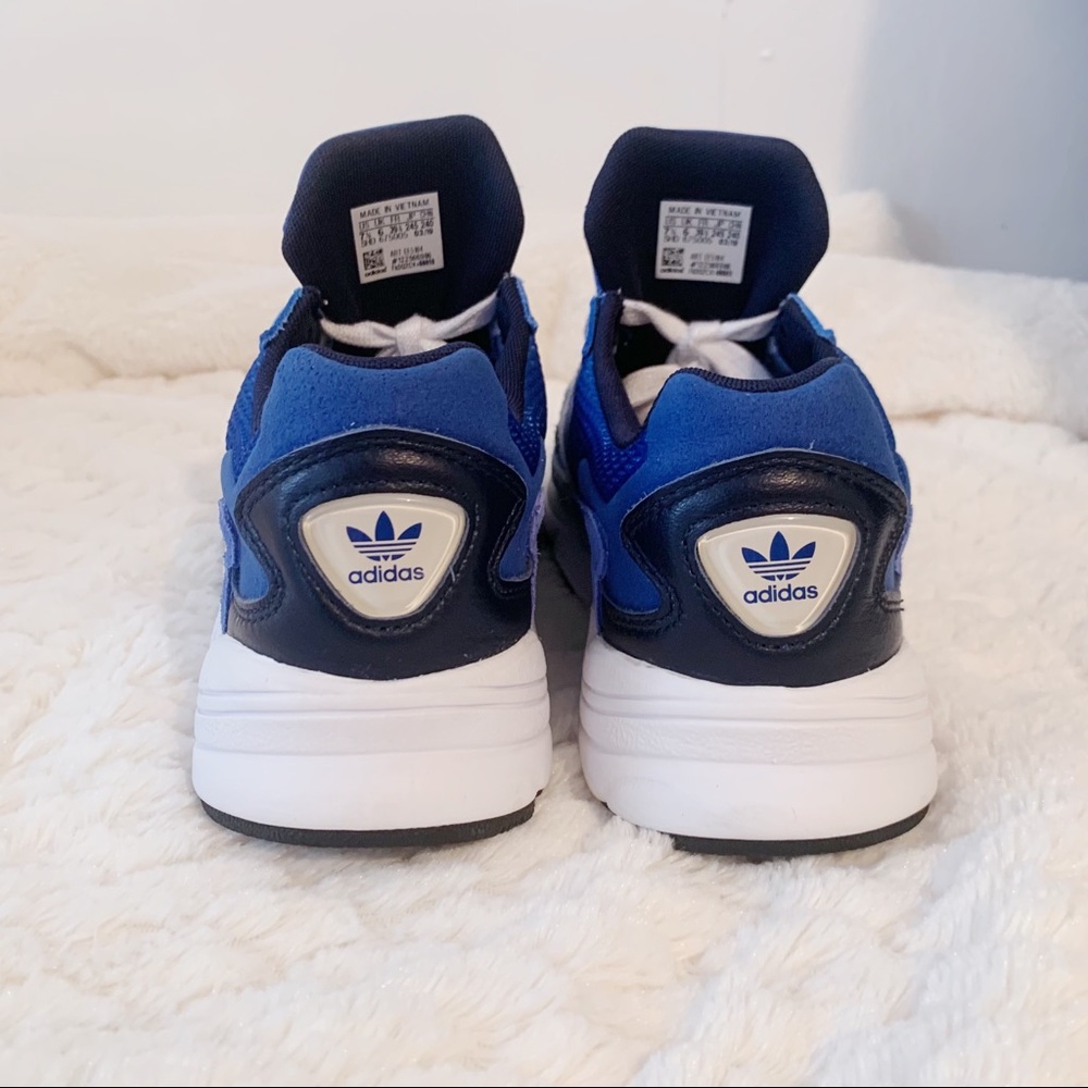 adidas Womens 7.5 Triple Blue Falcon Sneakers - Picture 6 of 9